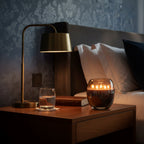 كيب شامبانيا سيج (يسار)