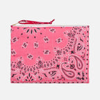 Call It Pochette Zippée Matelassé - حقيبة مبطنة بسحاب بلون الفراولة/الأحمر الحقيقي