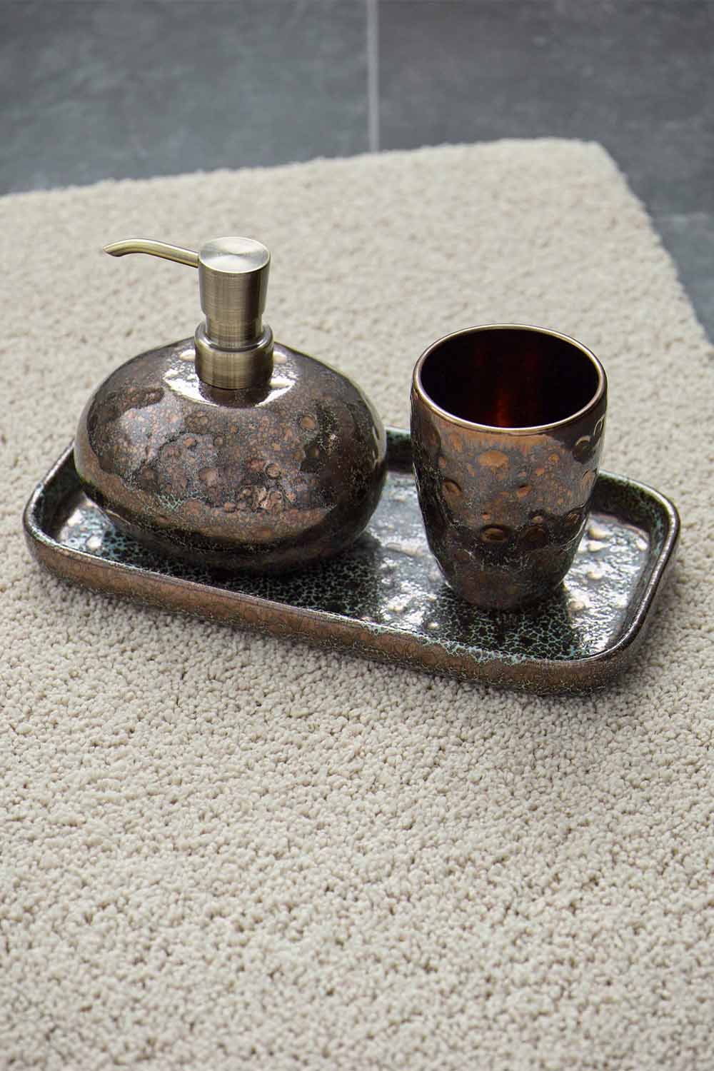 Ugo Toothbrush Holder