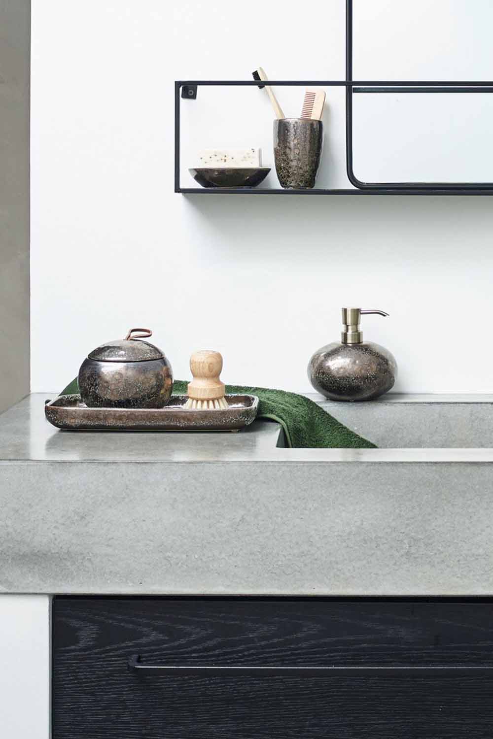 Ugo Tray, 26x13cm