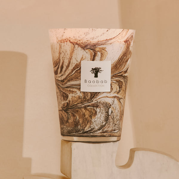 Baobab Collection Leaves Naïs 5-wick scented candle in mouth-blown glass, 3kg, styled in a room setting