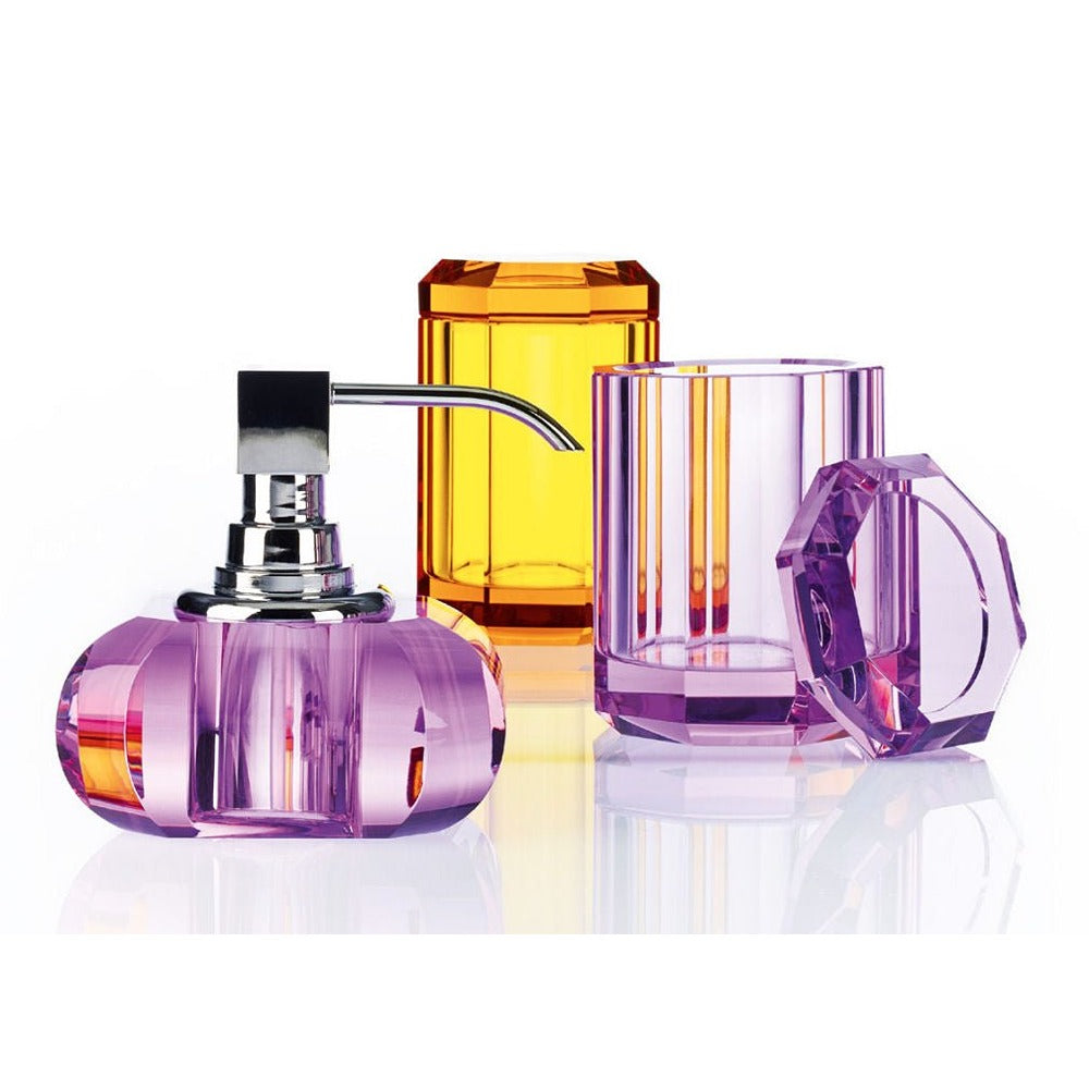 كريستال تامبلر