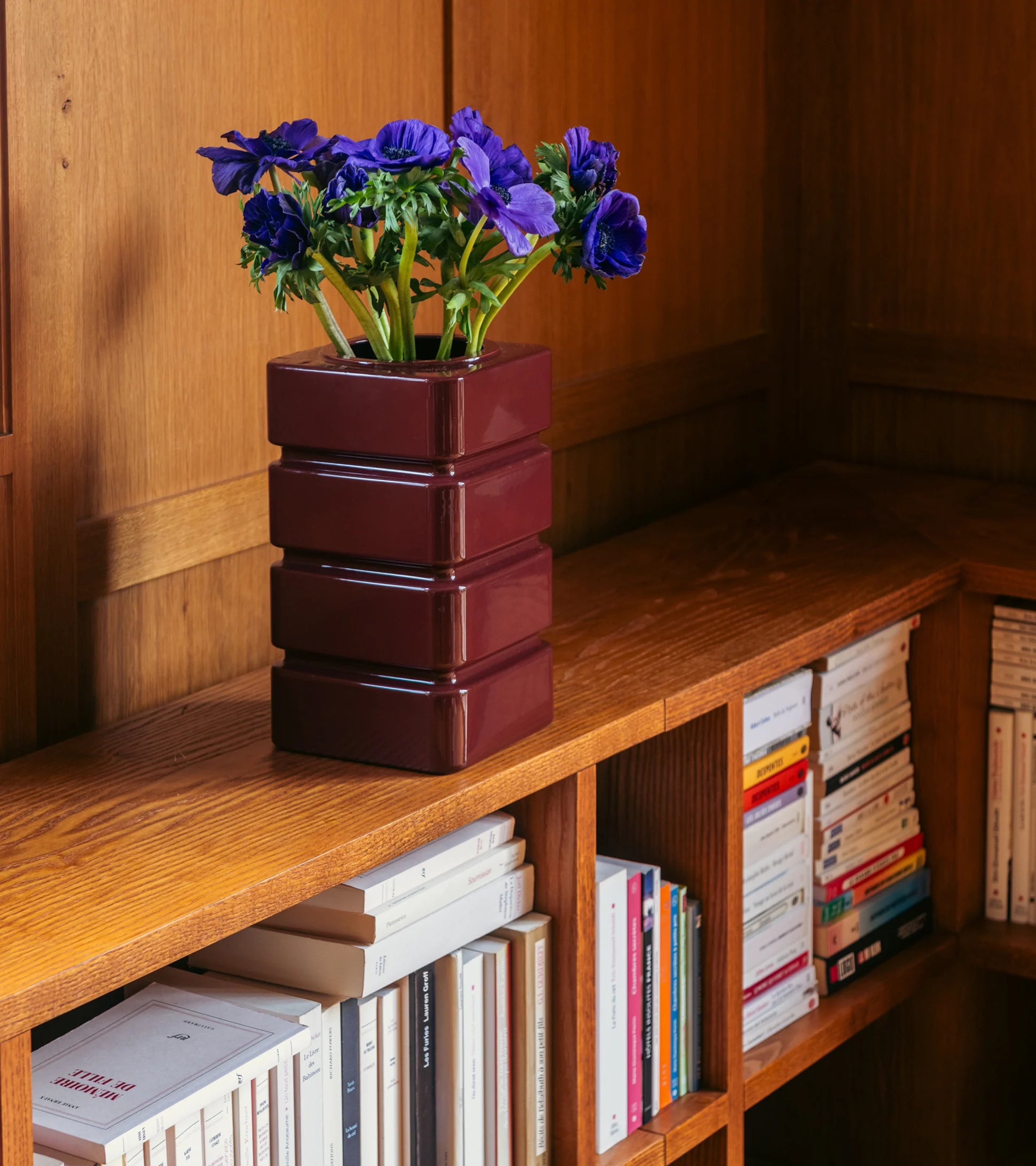 Donna Vase, Burgandy, 29cm